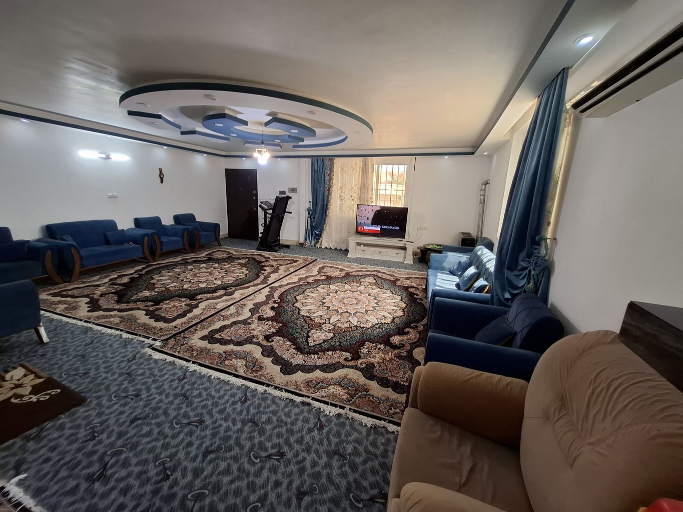 ویلا دوخوابه ساحلی خانه سبز - حال