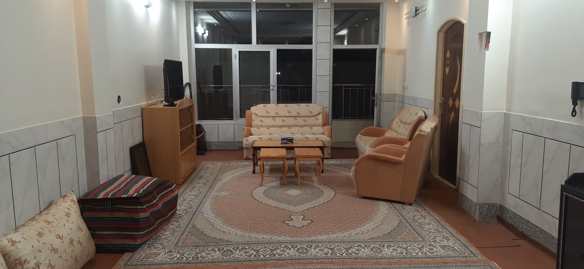 یک خوابه مهمان‌ سرای شب‌بو