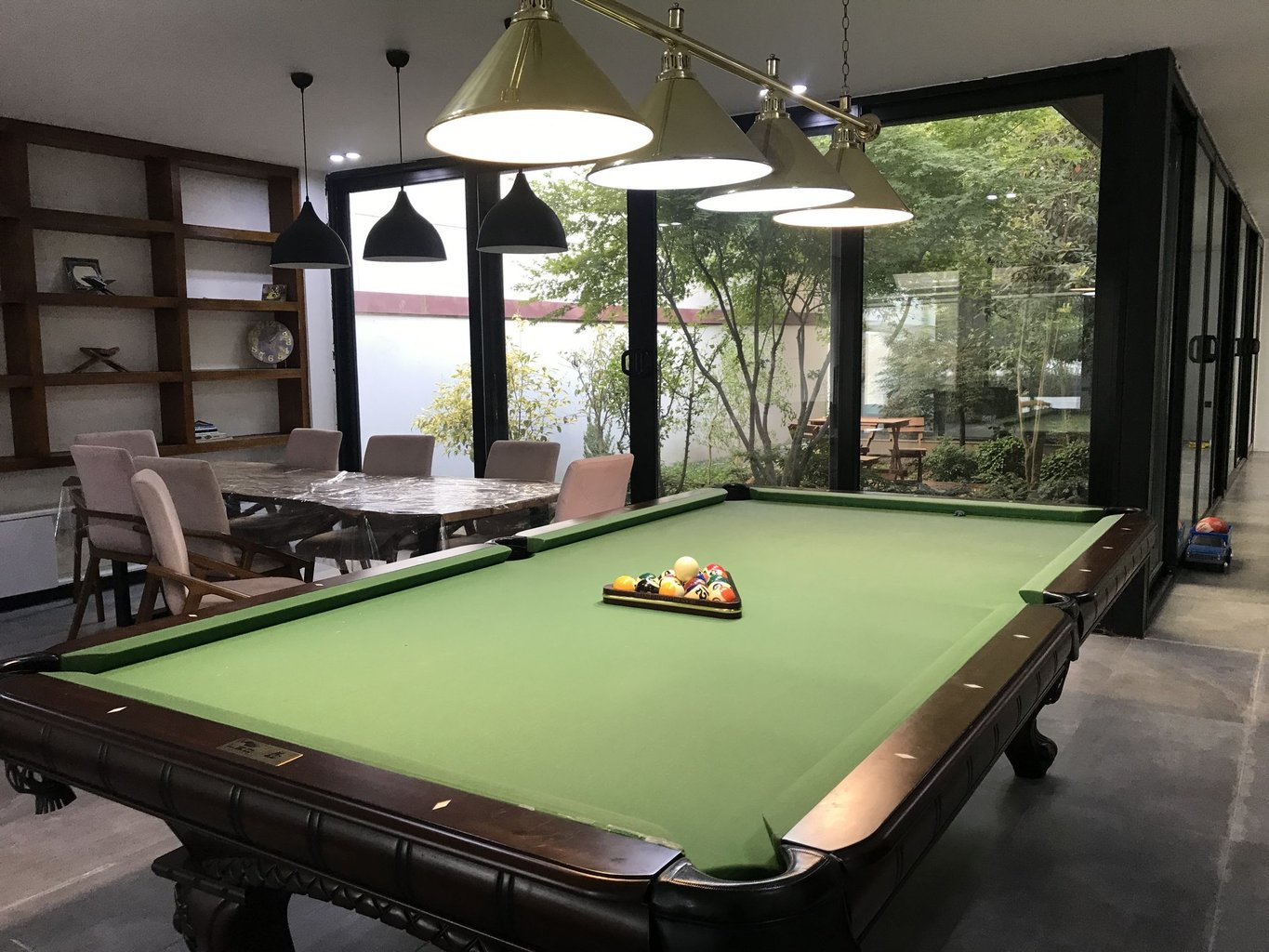 ویلا سه خوابه ساحلی استخردارآبگرم رسولی