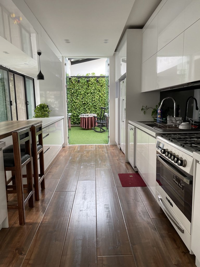 ویلا سه خوابه ساحلی استخردارآبگرم رسولی