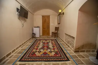 اقامتگاه سنتی آقایی - واحد دوتخته دبل