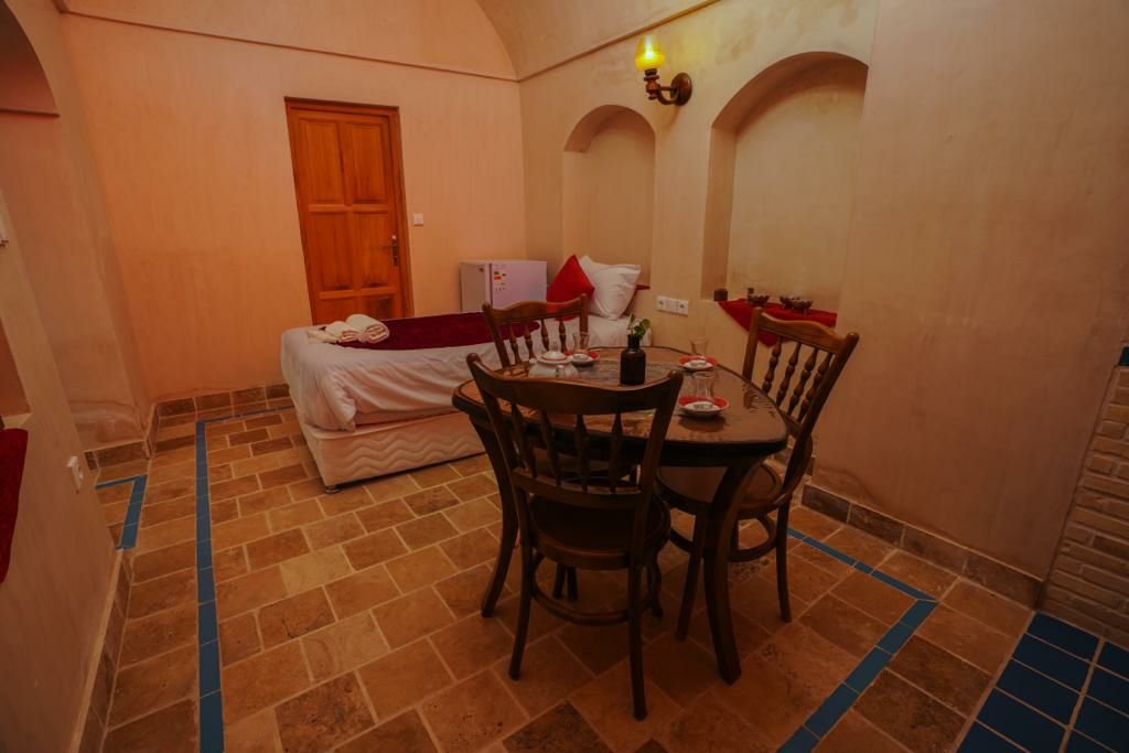 آقایی - واحد چهارتخته سرداب