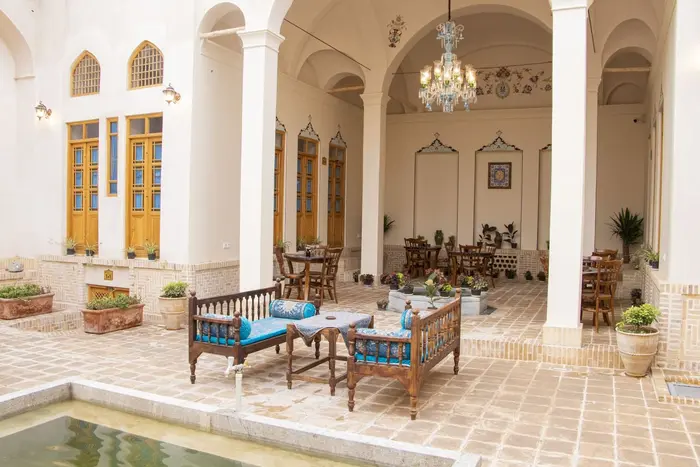 اقامتگاه سنتی آقایی - واحد یک تخته