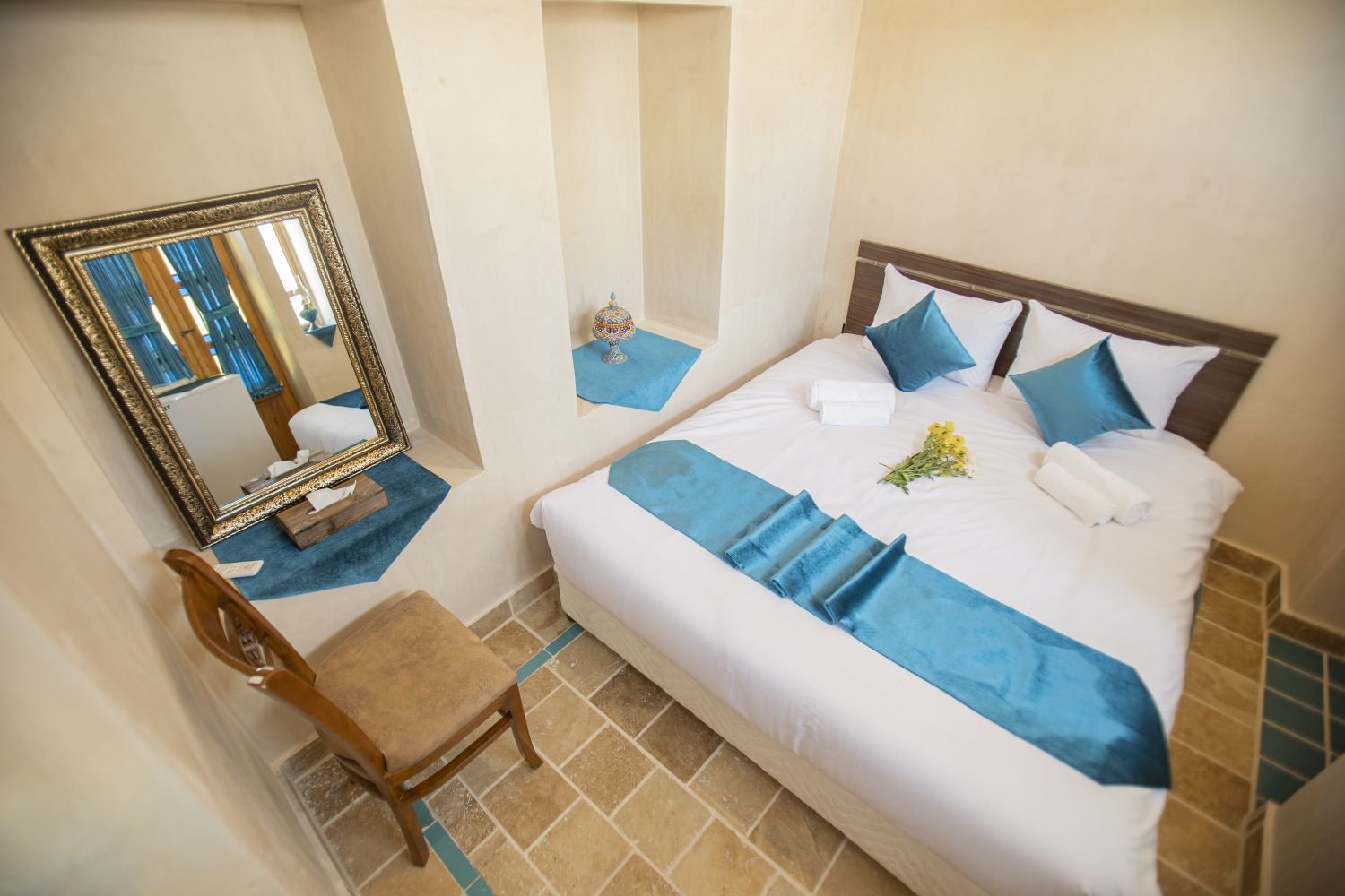 آقایی - واحد دوتخته