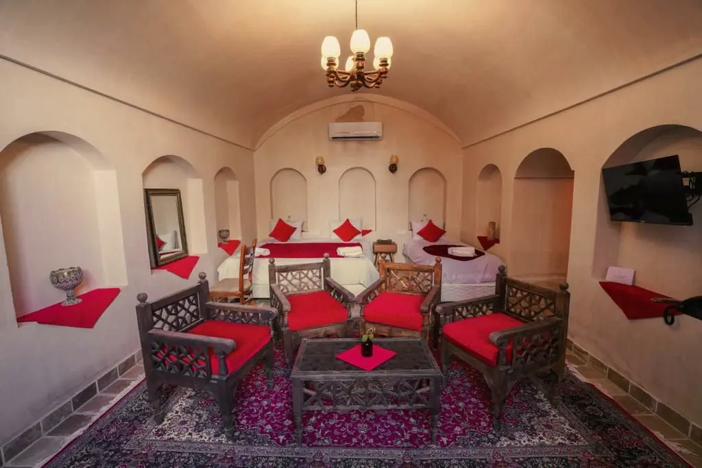 اقامتگاه سنتی آقایی - واحد چهارتخته سرداب