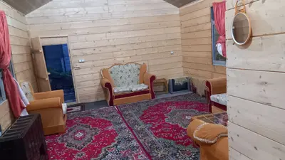 کلبه یک خوابه جنگلی رژه