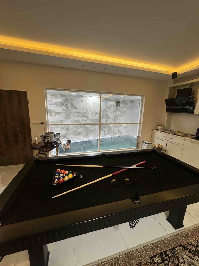 ویلا دوخوابه استخردار آبگرم خانه دریا 1