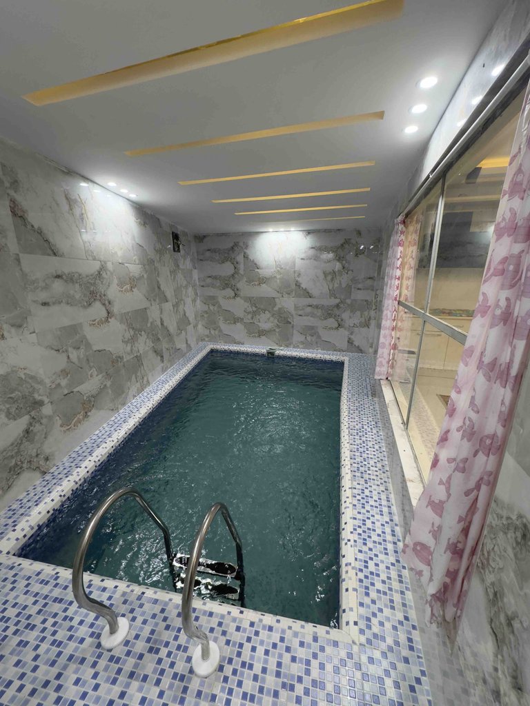 ویلا دوخوابه استخردار آبگرم خانه دریا 1