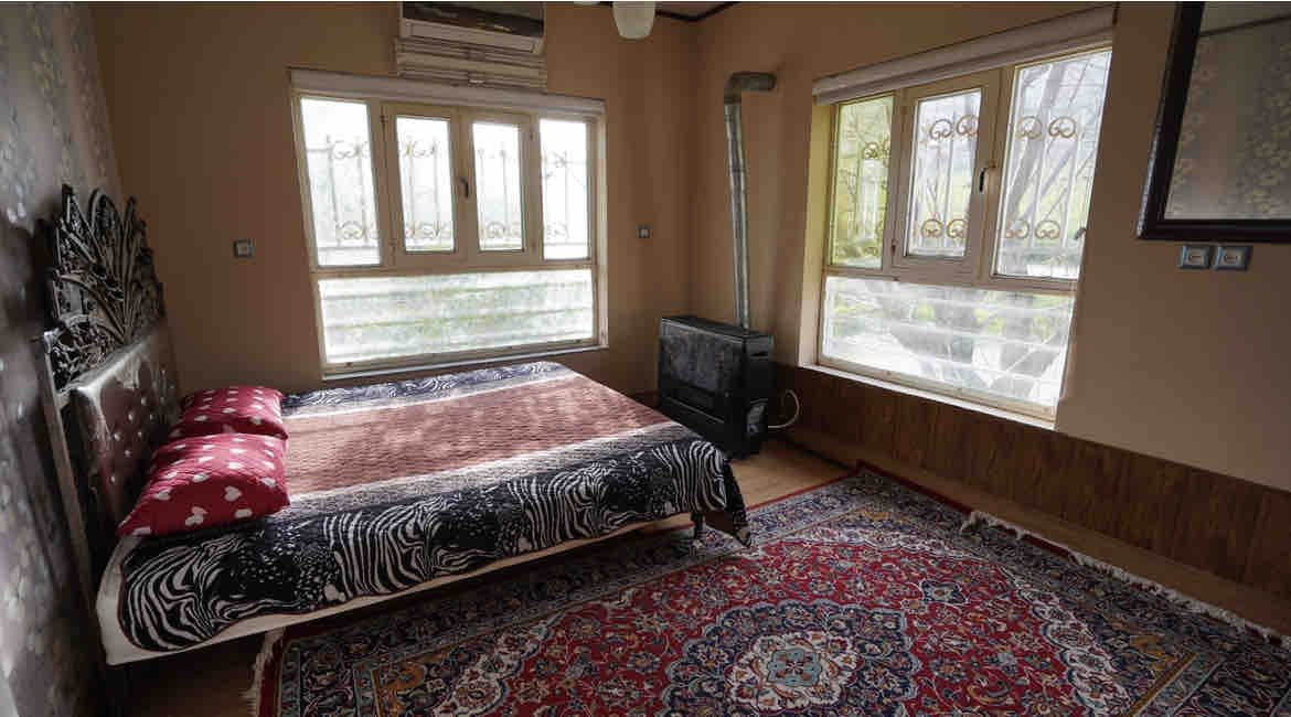 دوخوابه جنگلی استخردار آبگرم کاج 1