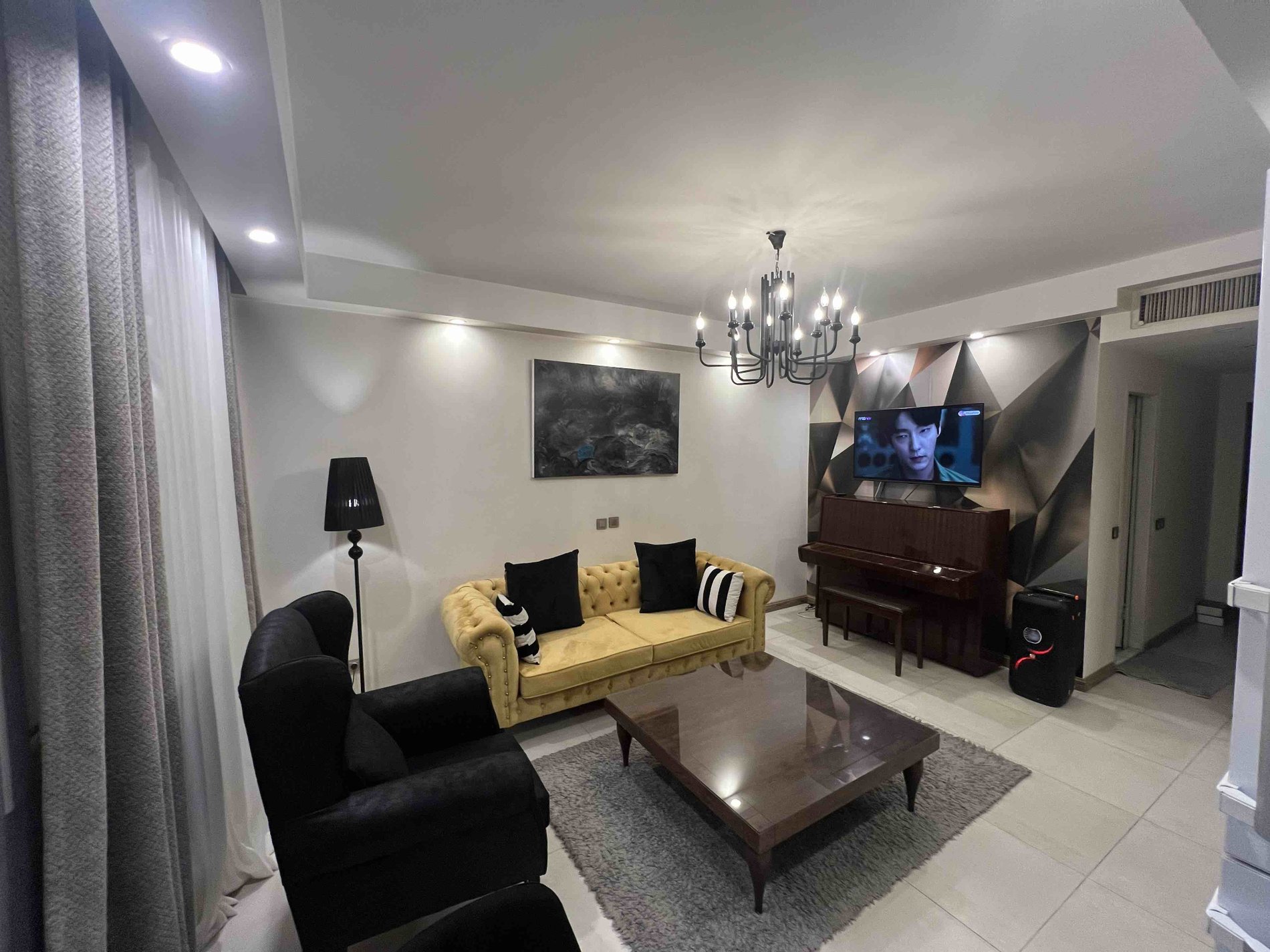 آپارتمان دوخوابه فرشته ۰۲۱