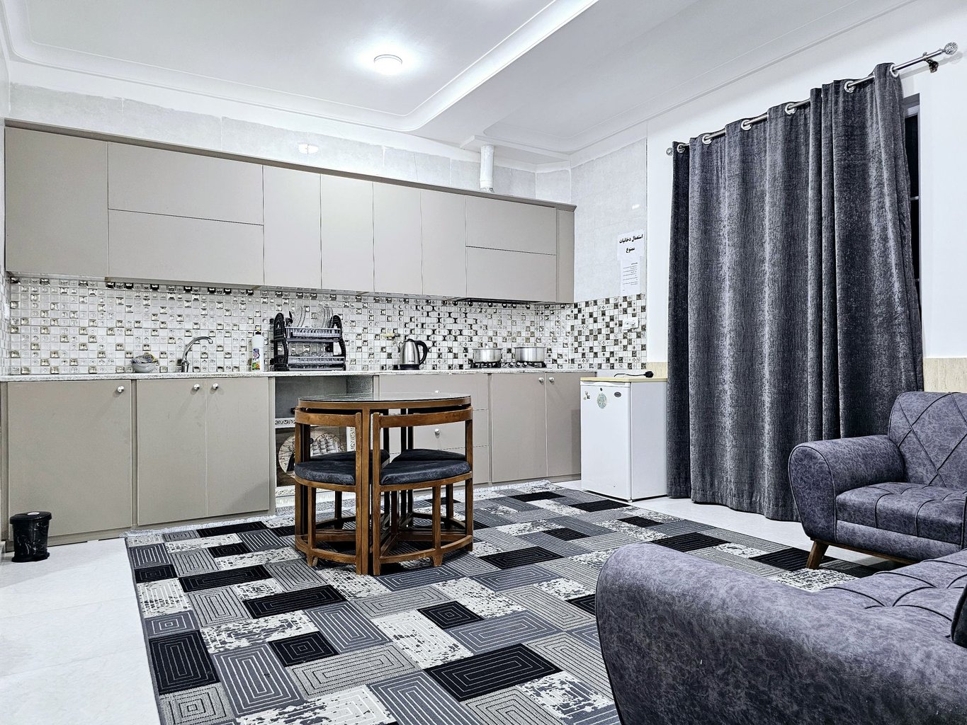 یک خوابه بن کاوان ۱۰۲