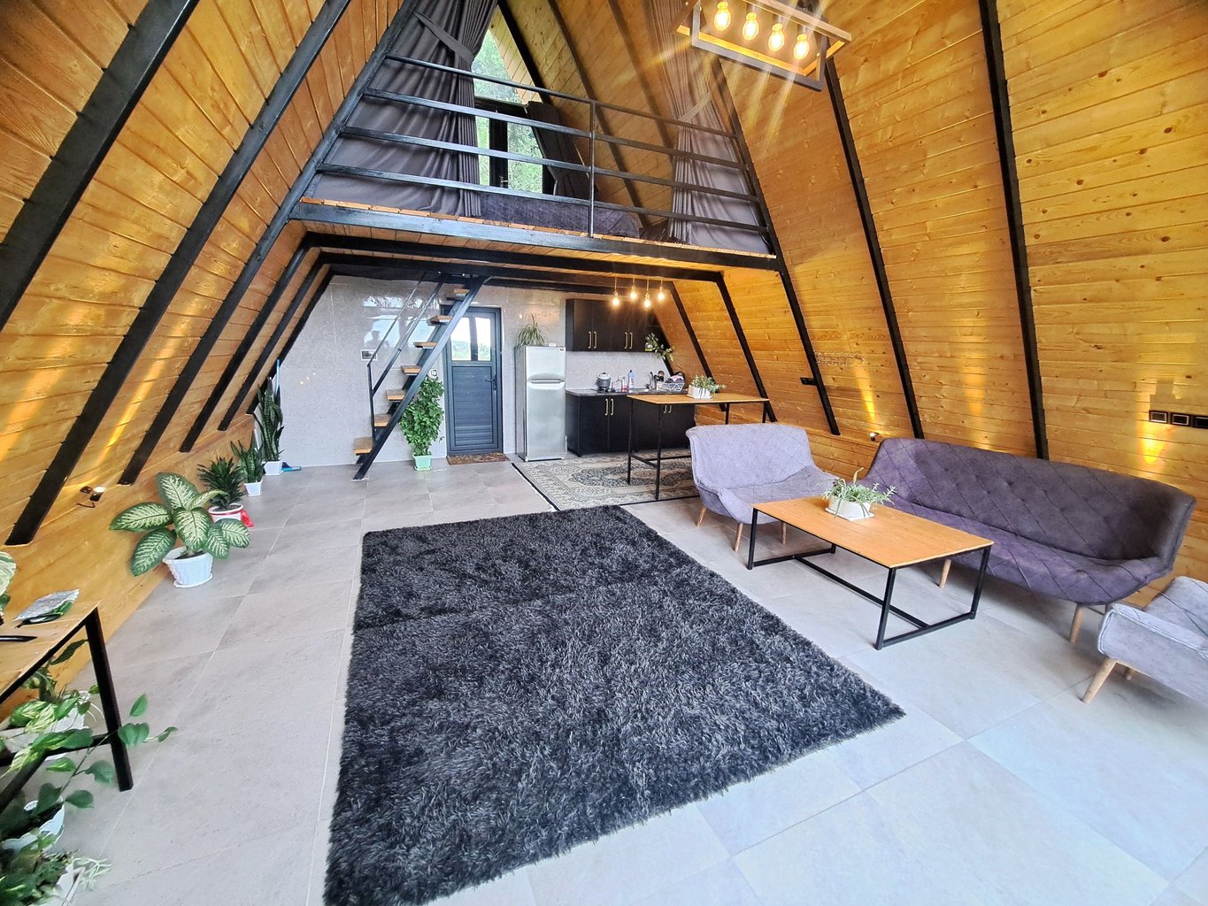 یک خوابه سوئیسی منان