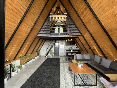 کلبه یک خوابه سوئیسی منان