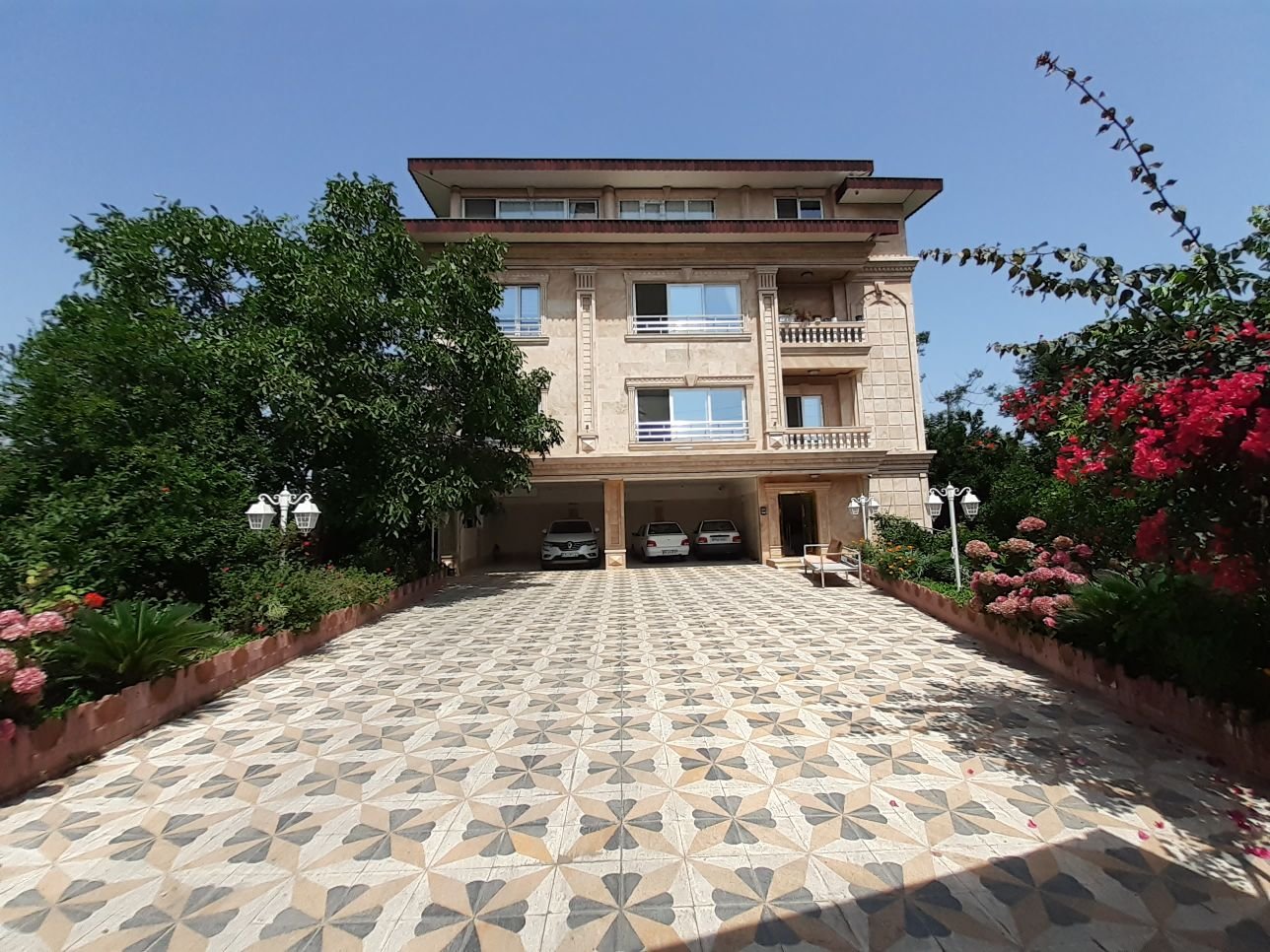 ویلا یک خوابه بهادری - نماس ساختمان 