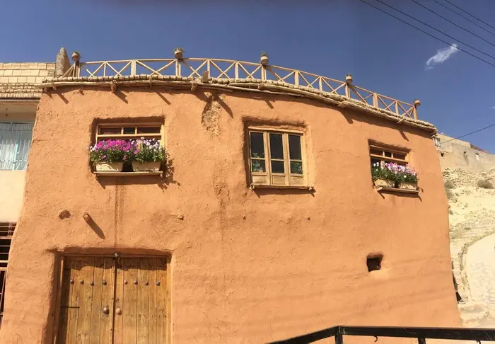 بوم گردی یادگار مجن - واحد 2 - نمای کلی اقامتگاه