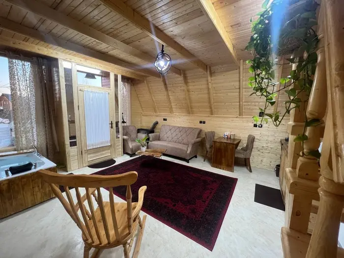 کلبه یک خوابه سوئیسی جکوزی دار سالار ۳