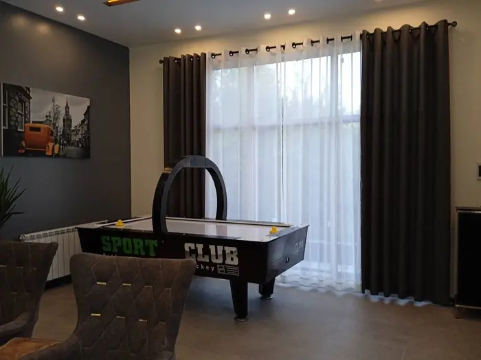 ویلا دوخوابه استخردار کلاسیک آرامش 3 - سالن