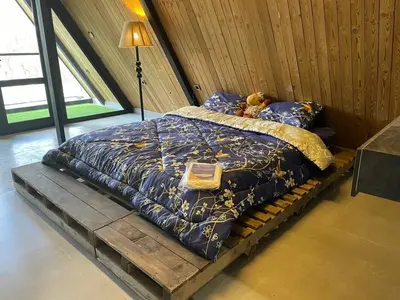 کلبه یک خوابه سوئیسی استخردار آبگرم آرامش ۱