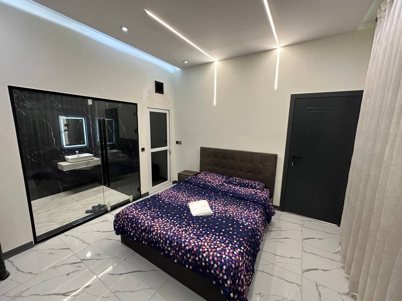 سه خوابه استخردار آبگرم باران آرامش 2