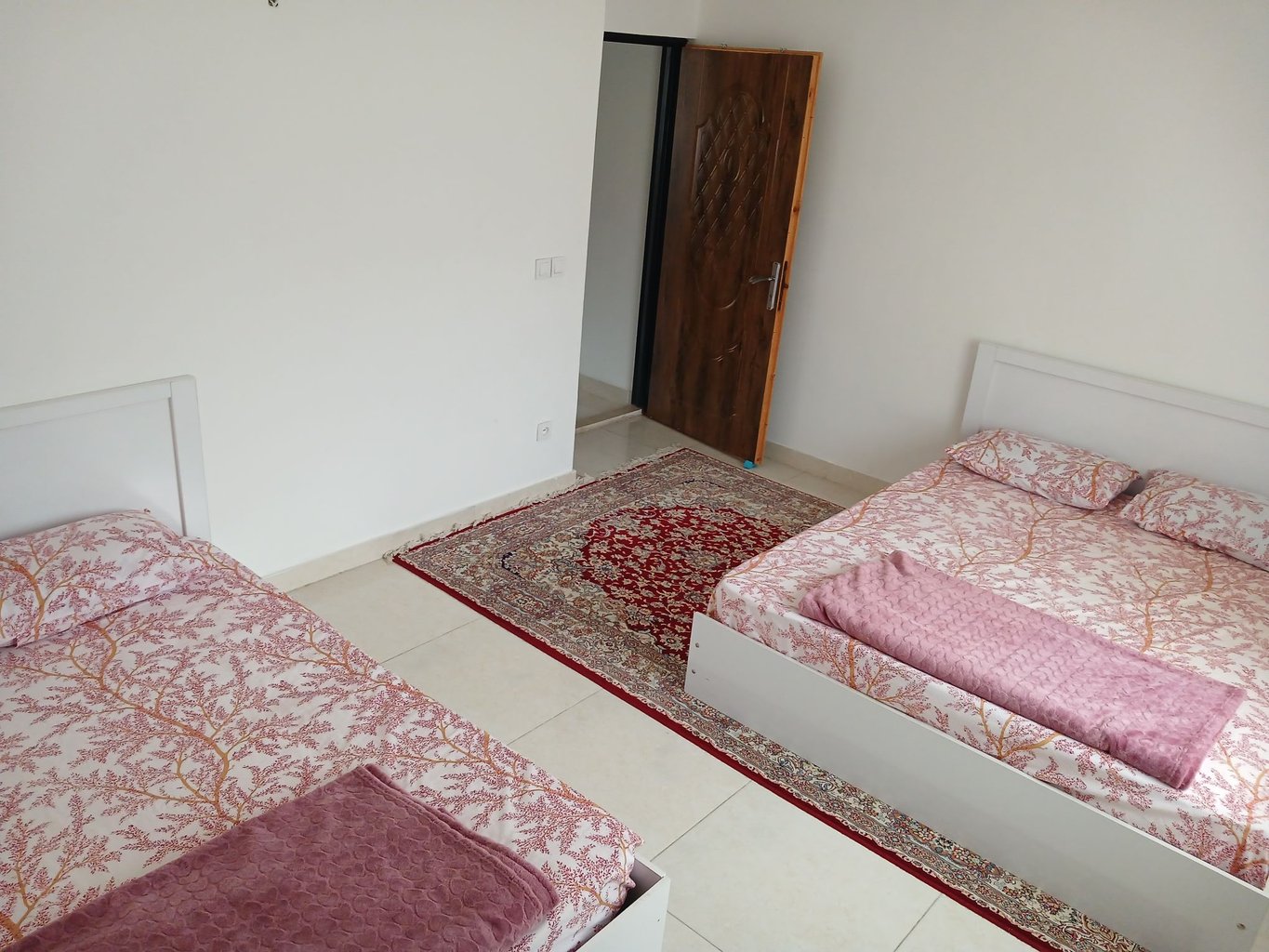 یک خوابه بوستان - واحد 3