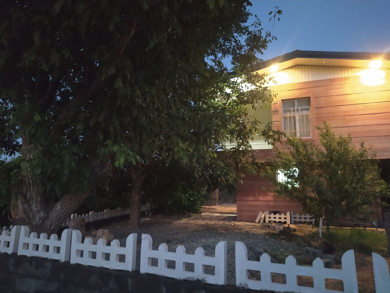 یک خوابه استخردار باغ سعادتی