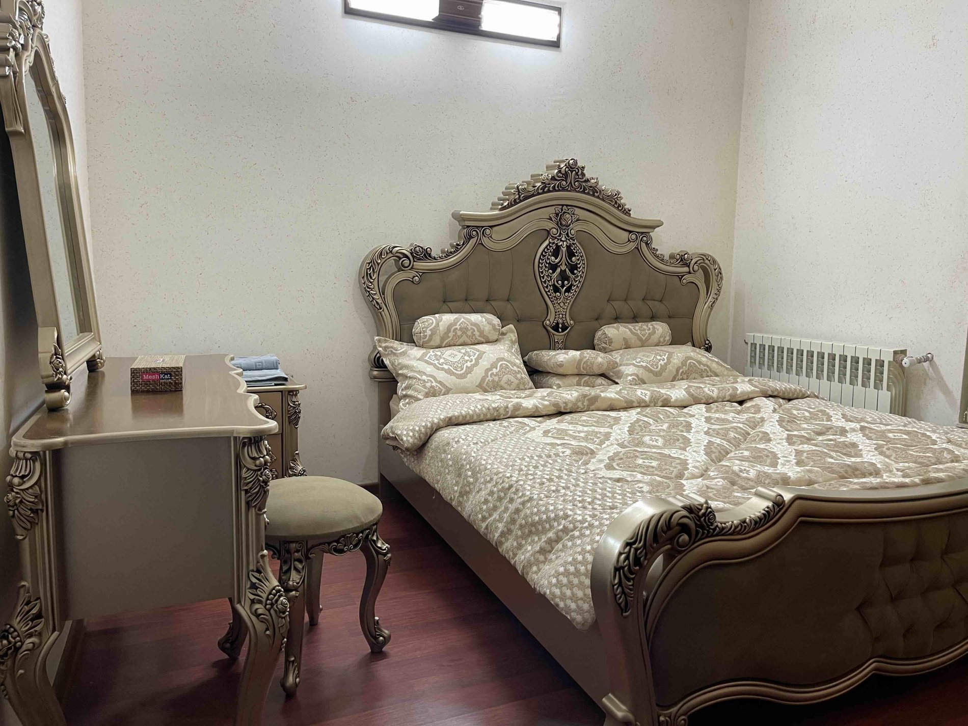 یک خوابه استخردار بوم لند