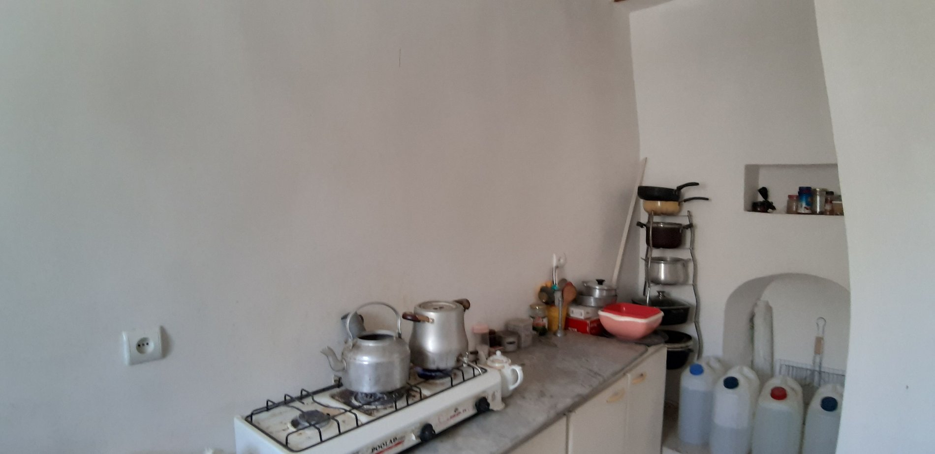 اقامتگاه سنتی خونه خاکی - واحد نشیمن