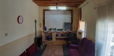 اقامتگاه سنتی خونه خاکی - واحد شاهنشین