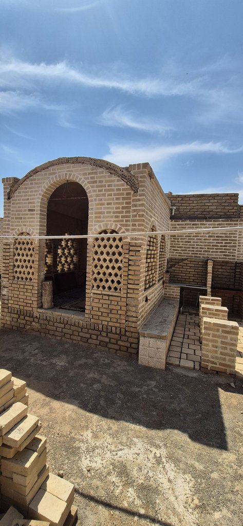 بوم گردی خونه خاکی - واحد آلاچیق سنتی
