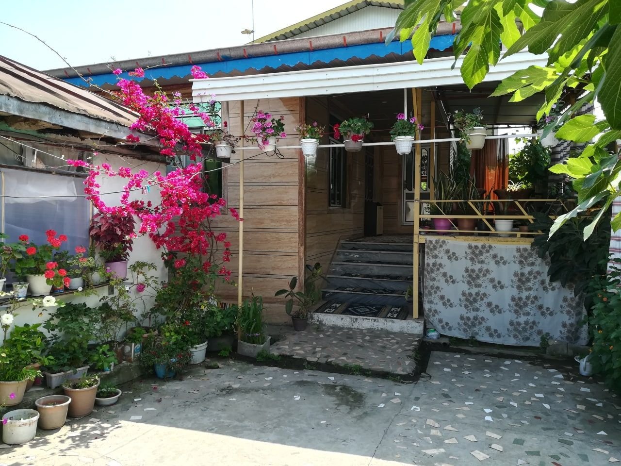 دوخوابه ساحلی تازه آباد 1