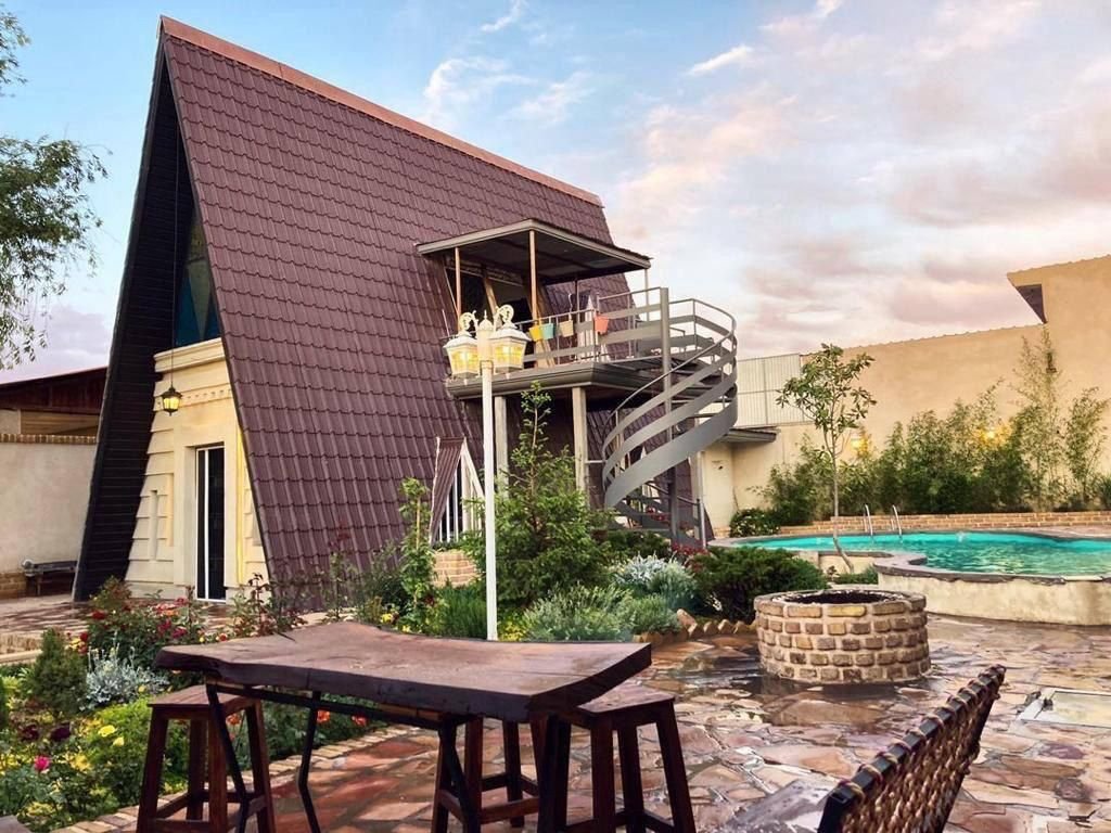 دوخوابه استخردار سوئیس لند