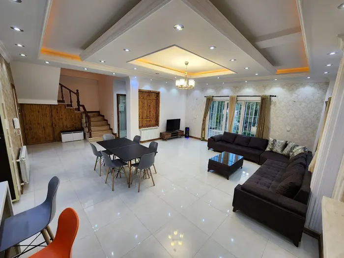 ویلا سه خوابه دوبلکس افرا ۱ - سالن طبقه پایین 