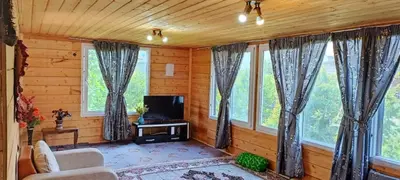 کلبه دوخوابه جنگلی معین