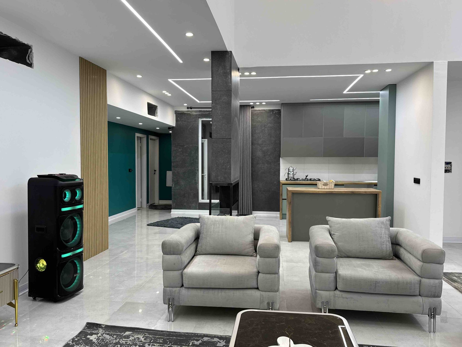 سه خوابه استخردار آبگرم گلایل