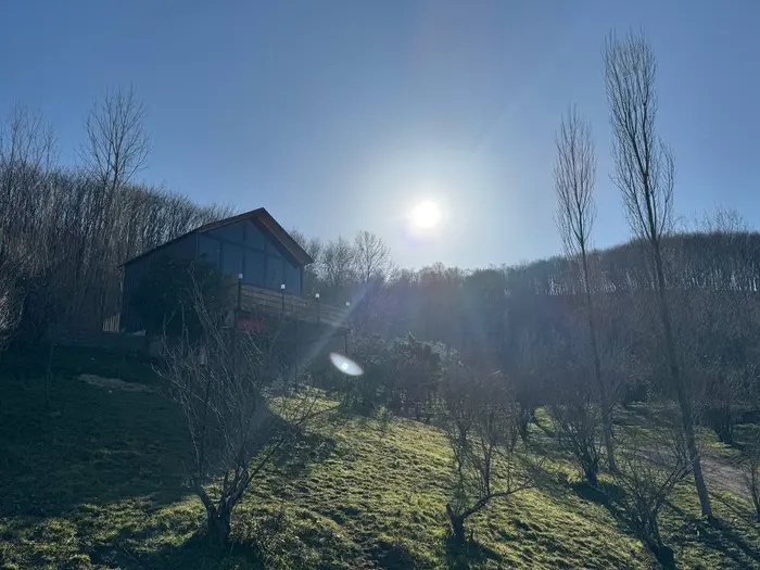 کلبه دوخوابه دوبلکس جکوزی دار آسمان