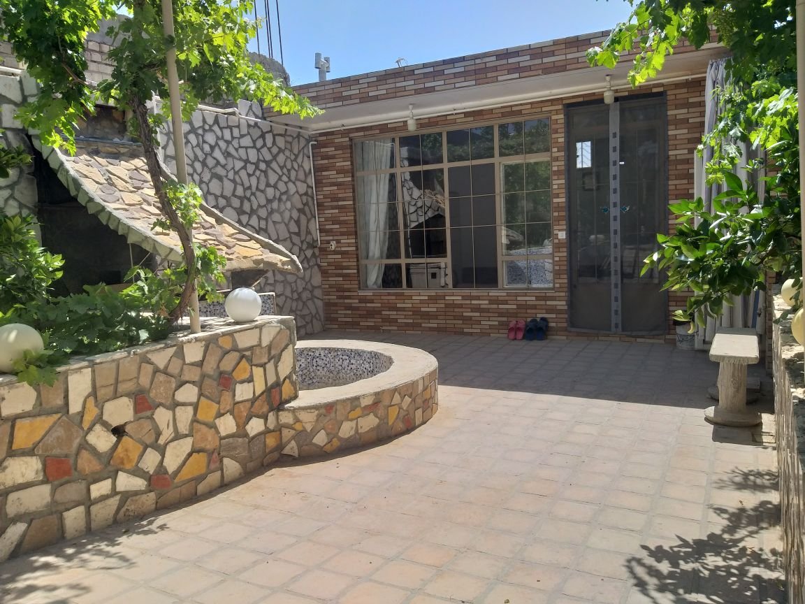 سوئیت یک خوابه باغچه