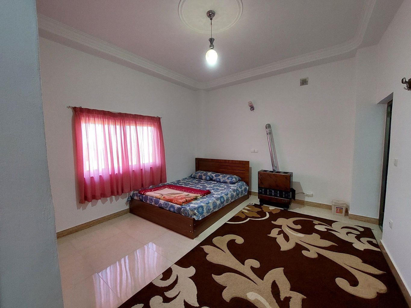 آپارتمان دوخوابه آنتیک