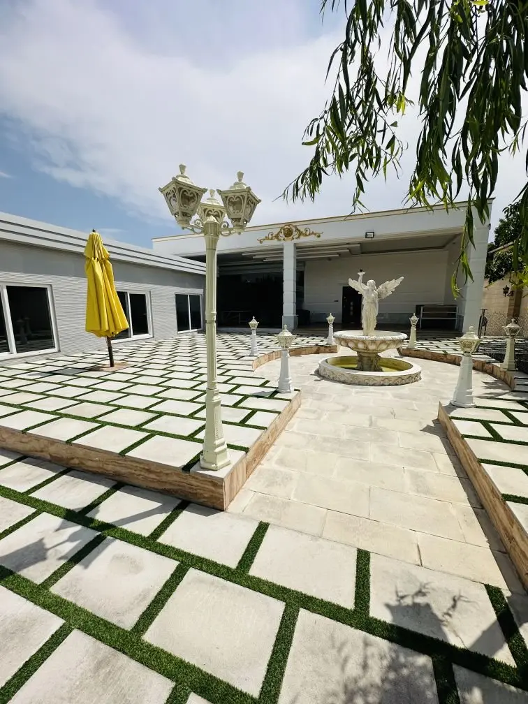 ویلا چهارخوابه استخردار عمارت سهیل - سکوی ورودی 