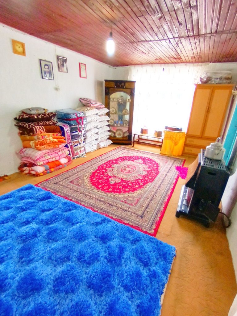 کلبه دوخوابه پارسا واحد 2 - اتاق شرقی طبقه دوم