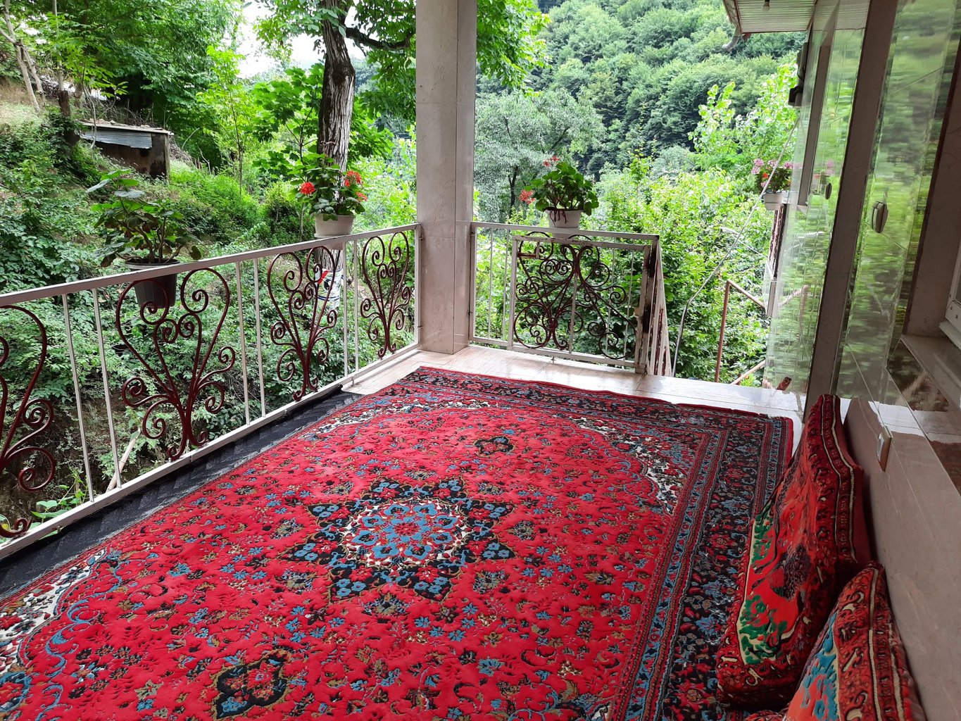 سه خوابه جنگلی سام