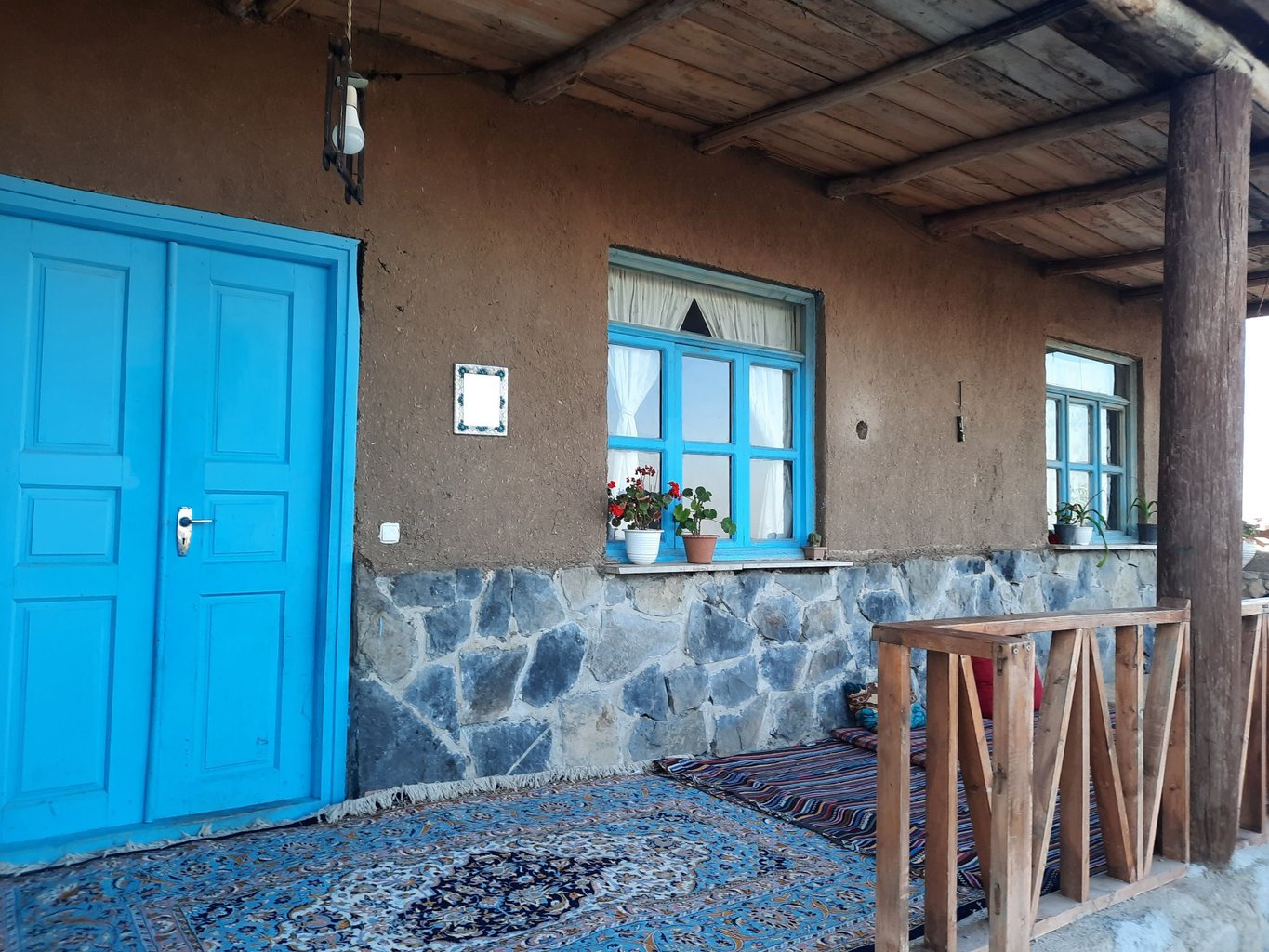 بوم گردی یک خوابه ساری بلاغ واحد خاطره - ایوان