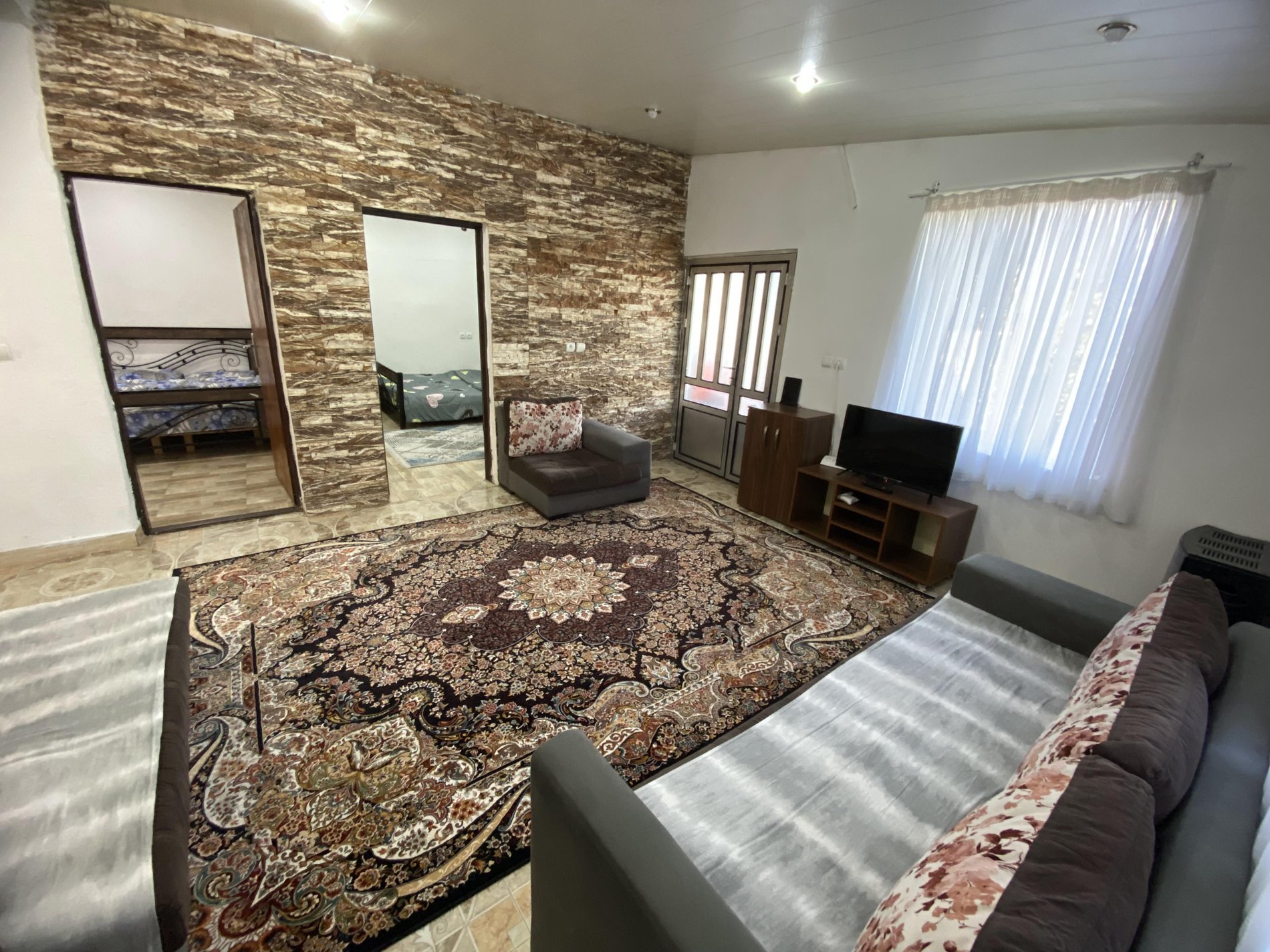 دوخوابه ساحلی نیما فرج آباد