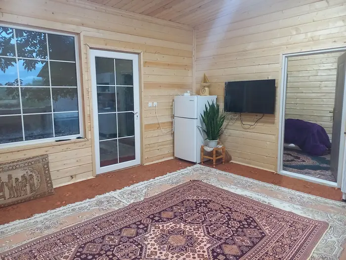 کلبه یک خوابه چوبی رویایی