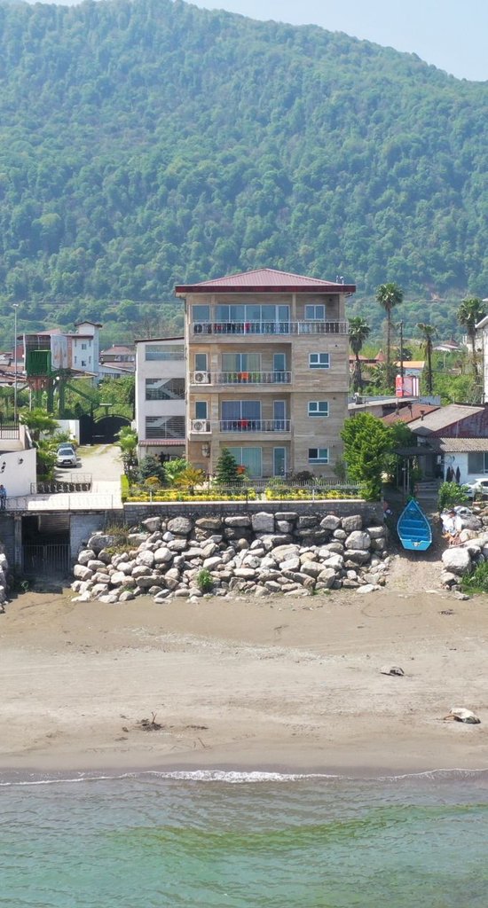 آپارتمان دوخوابه ساحلی بابازاده 3