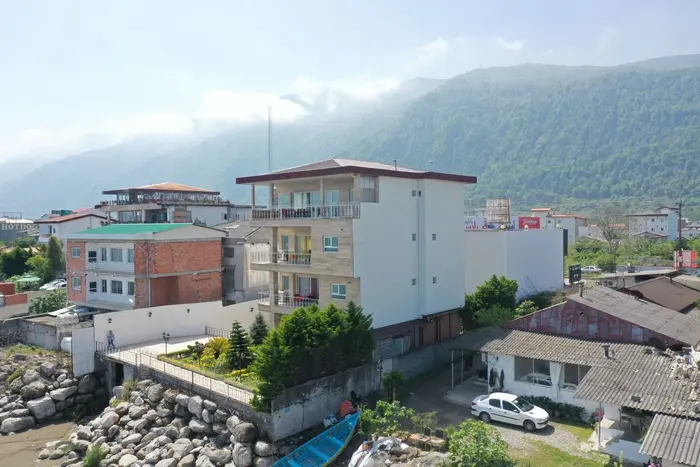 آپارتمان دوخوابه ساحلی بابازاده 2