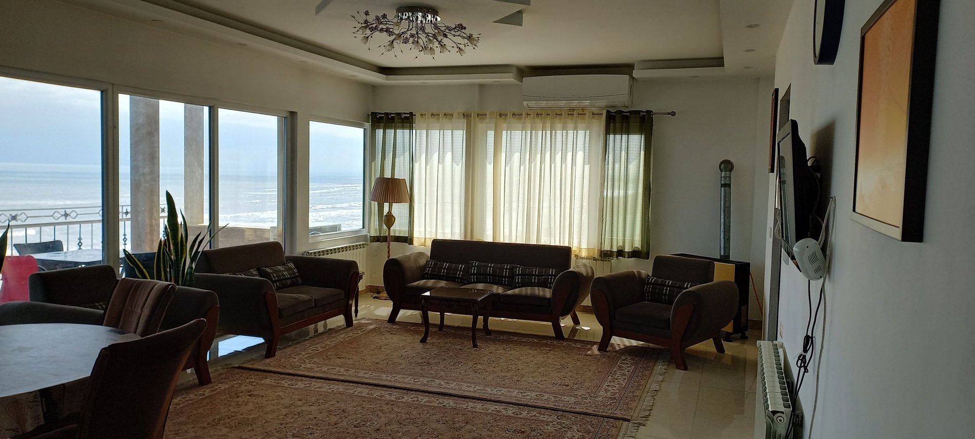 آپارتمان دوخوابه ساحلی بابازاده 4