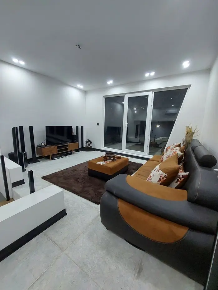 سه خوابه دوبلکس خورین - سالن بالا