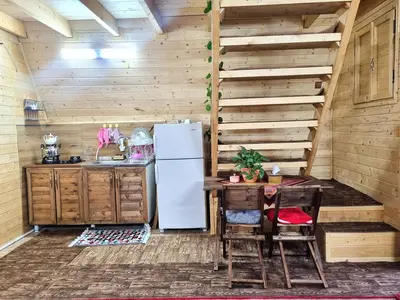 کلبه دوخوابه سوئیسی ماه تی تی