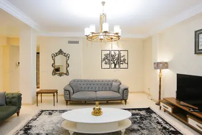 آپارتمان سه خوابه استخردار فرشته ۱