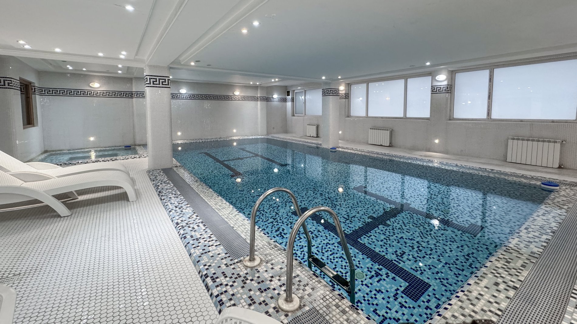 آپارتمان سه خوابه استخردار فرشته ۱